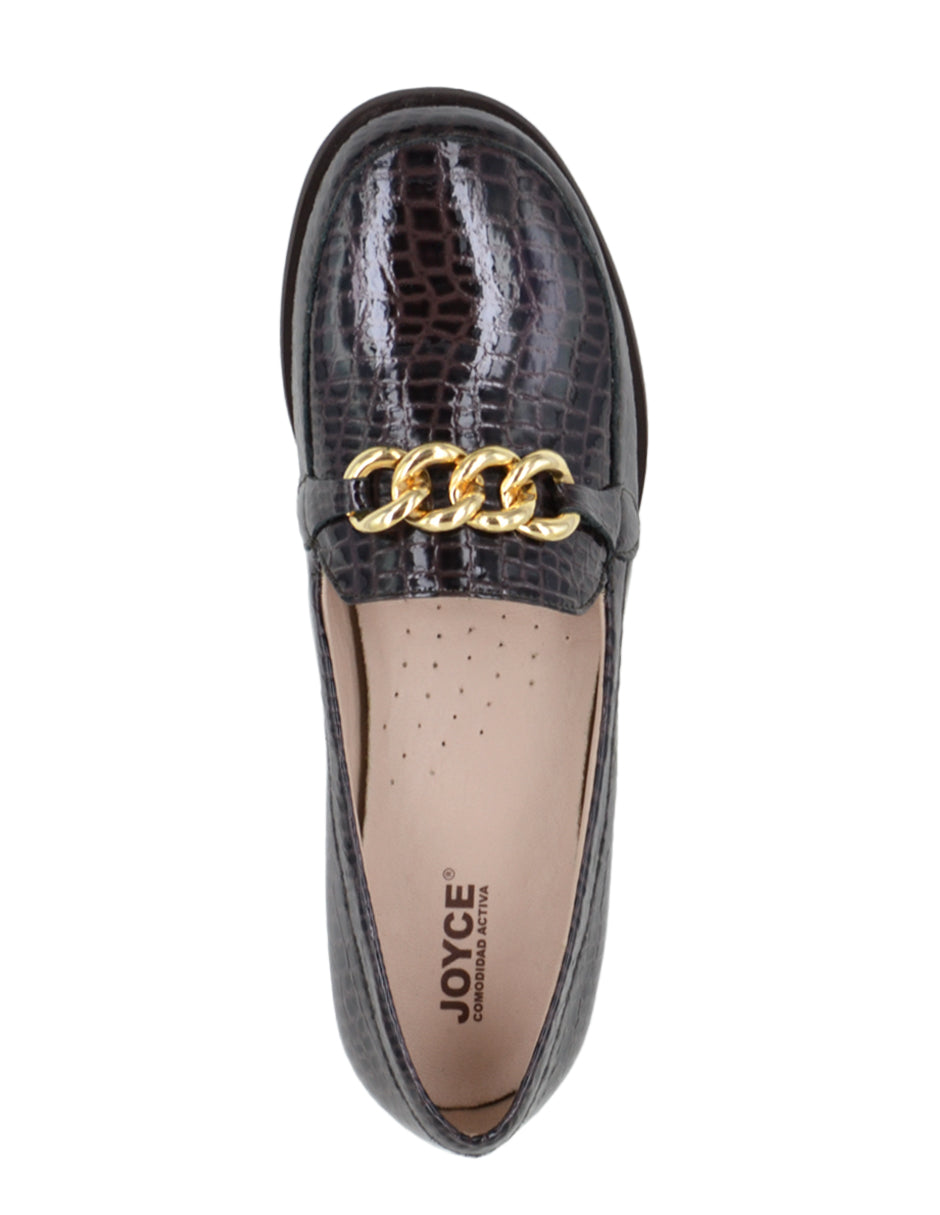 Mocasín texturizado con cadena