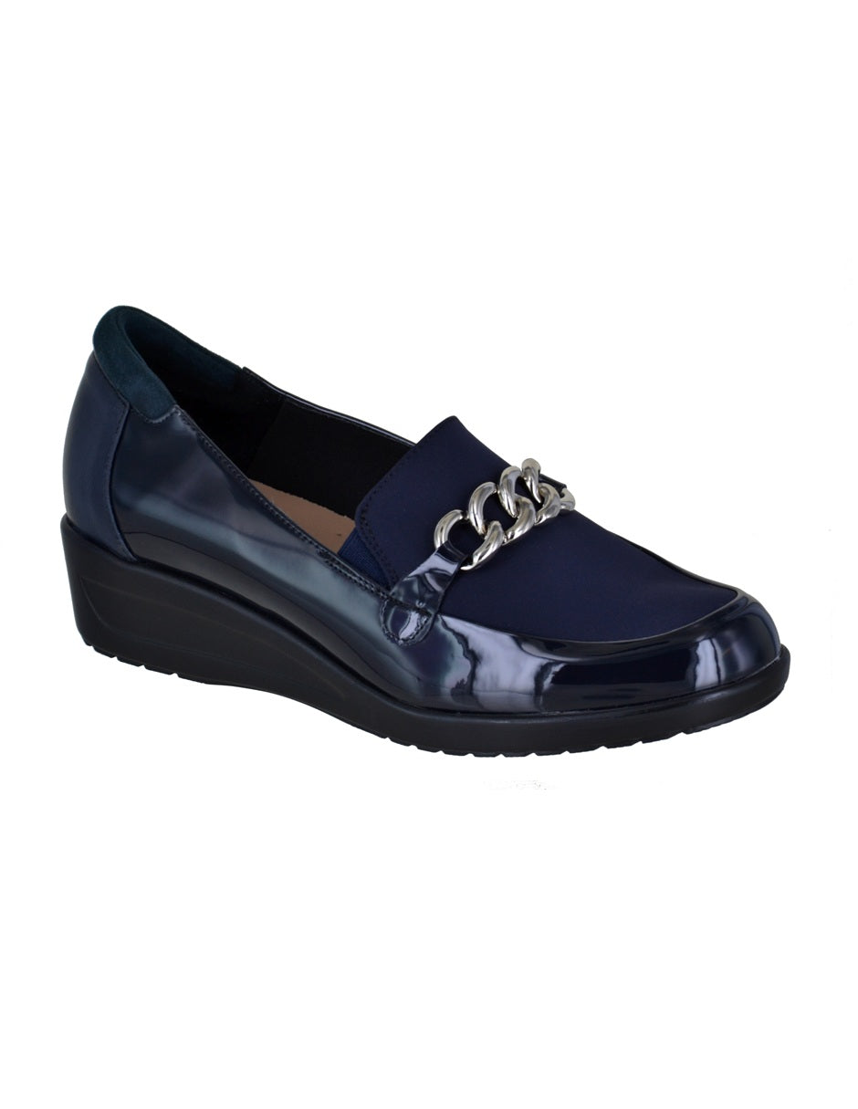 Mocasín de plataforma con cadena