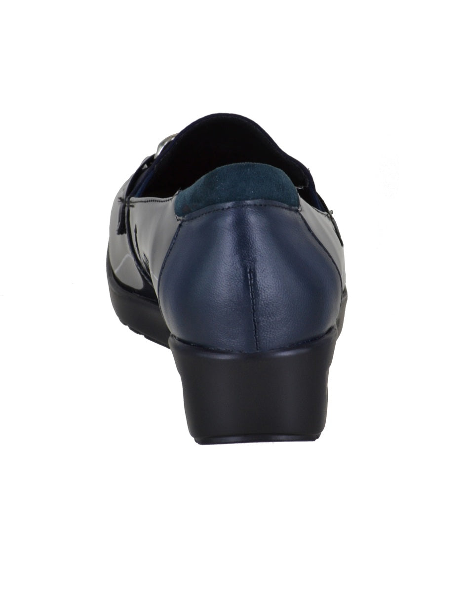 Mocasín de plataforma con cadena