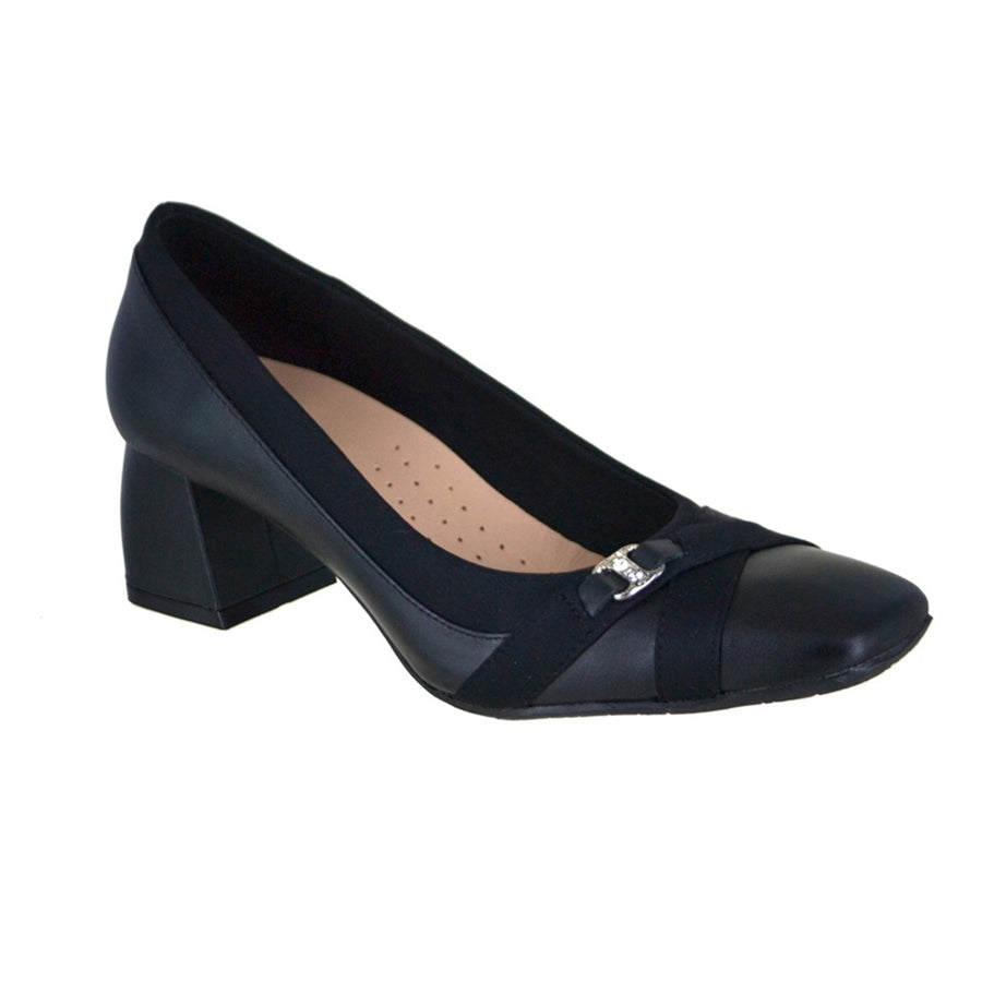 Zapatilla clasica y elegante