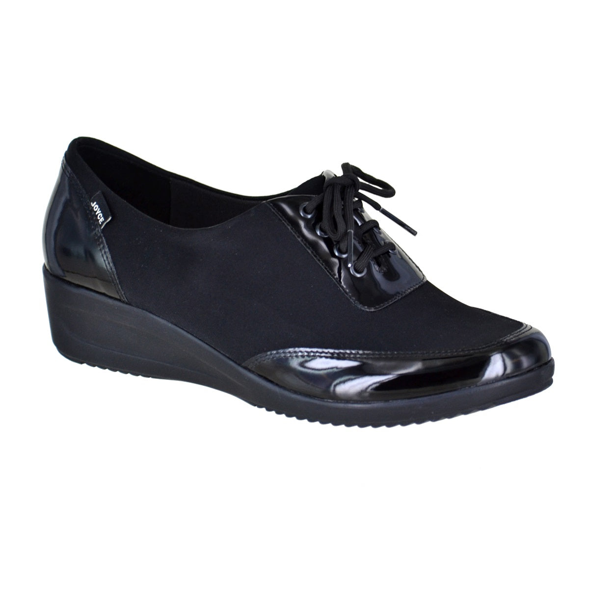 Sneaker suave de licra y charol