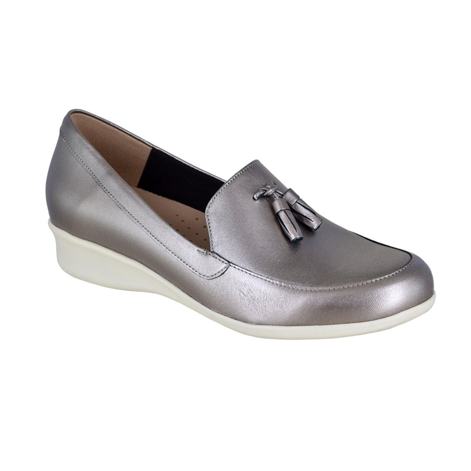 Mocasín atemporal de borlas