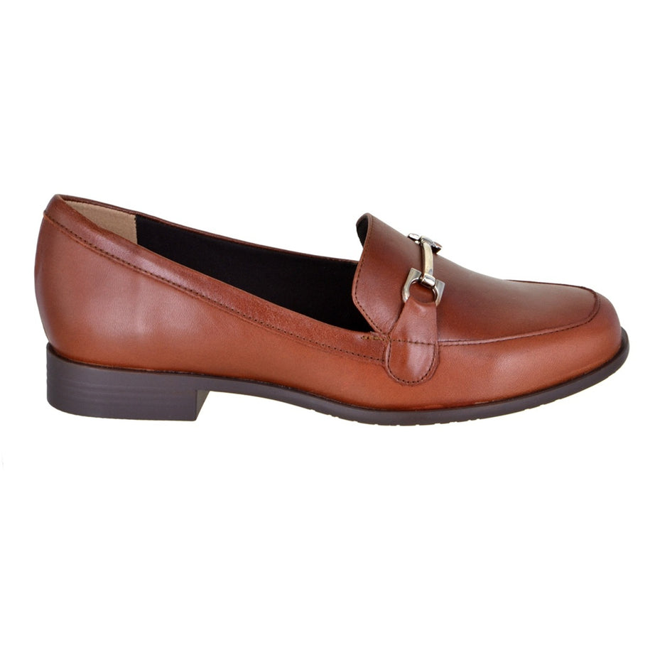 Mocasín de piel con herraje