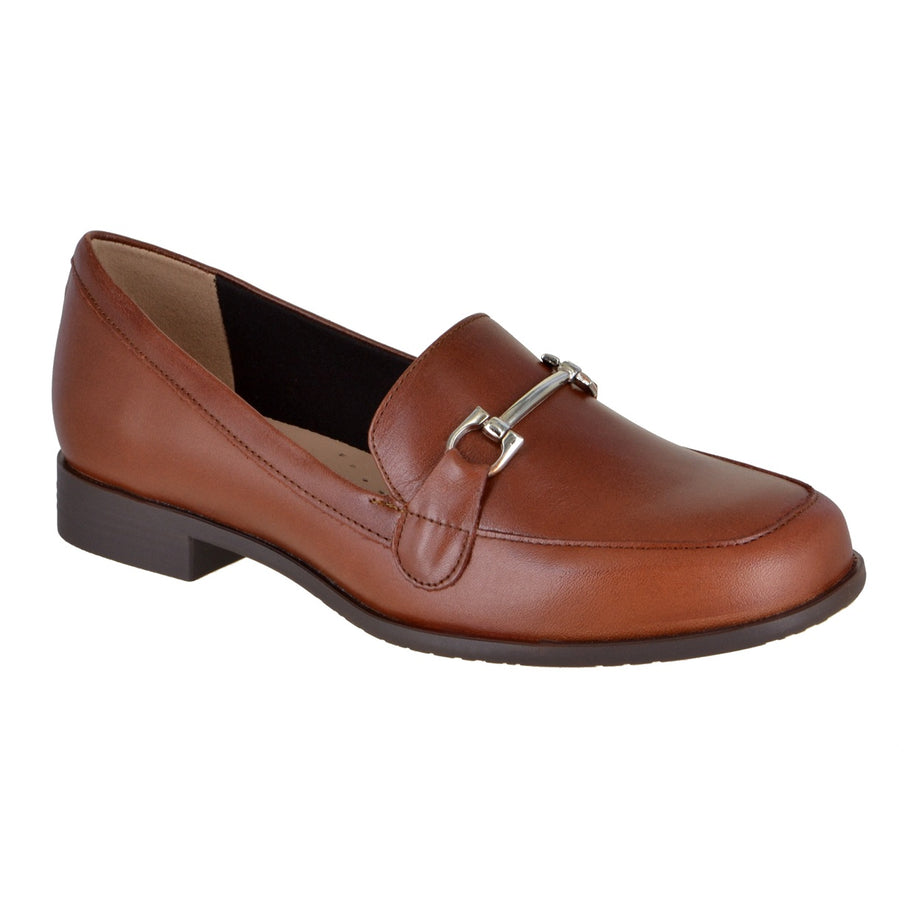 Mocasín de piel con herraje. Estilo 4539 café