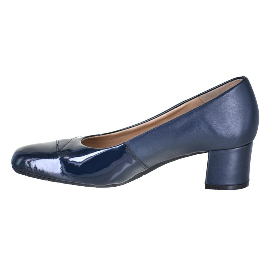 Zapatilla clásica con puntera