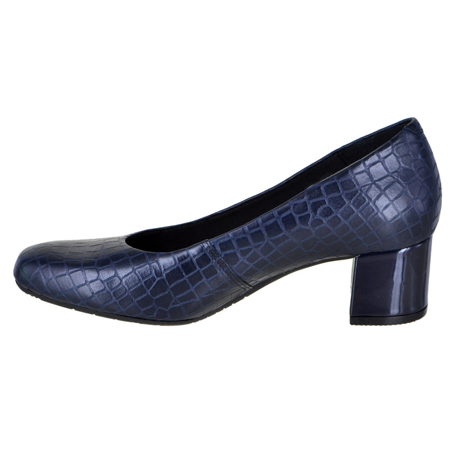 Zapatilla de piel tipo croco