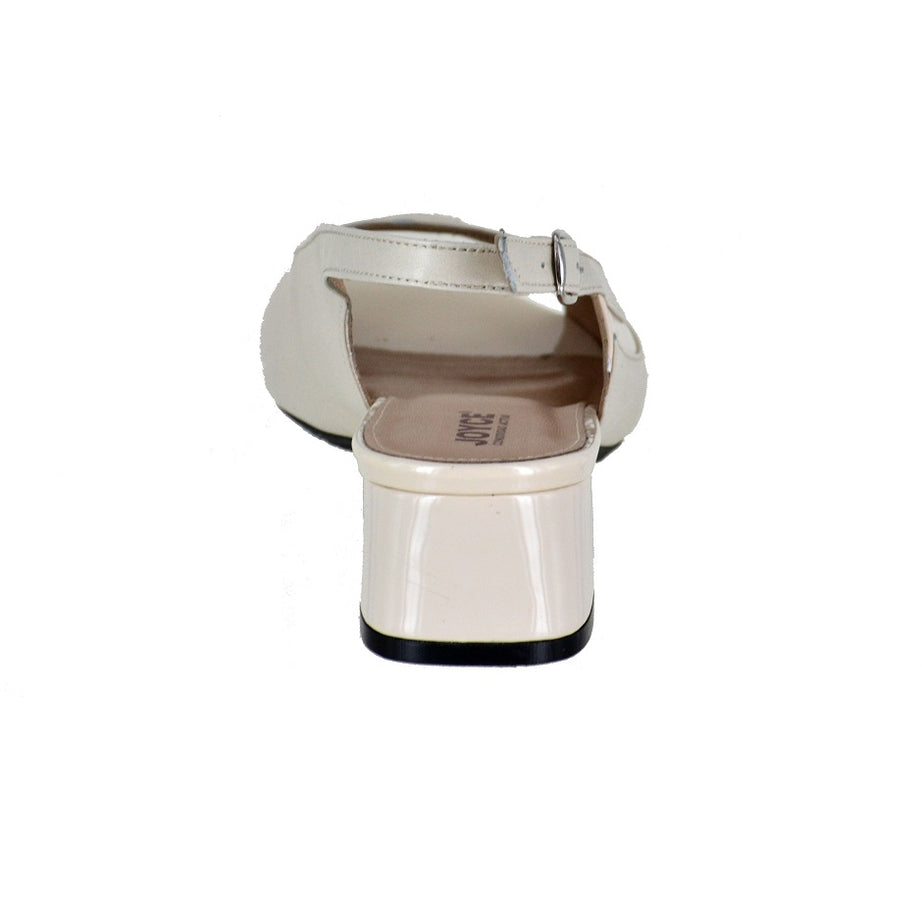 Sandalia de piel tipo Slingback