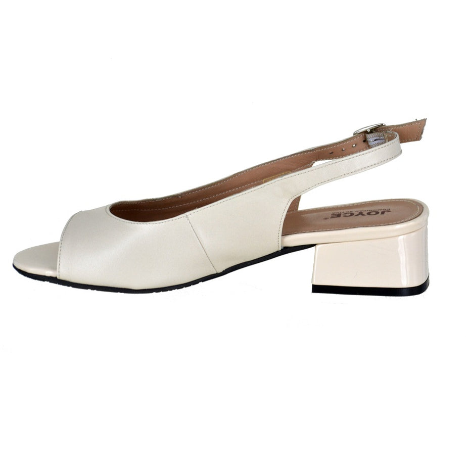 Sandalia de piel tipo Slingback