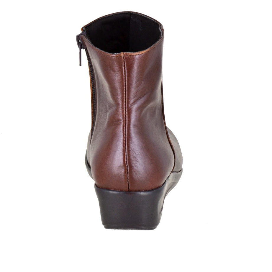 Botín clásico de piel