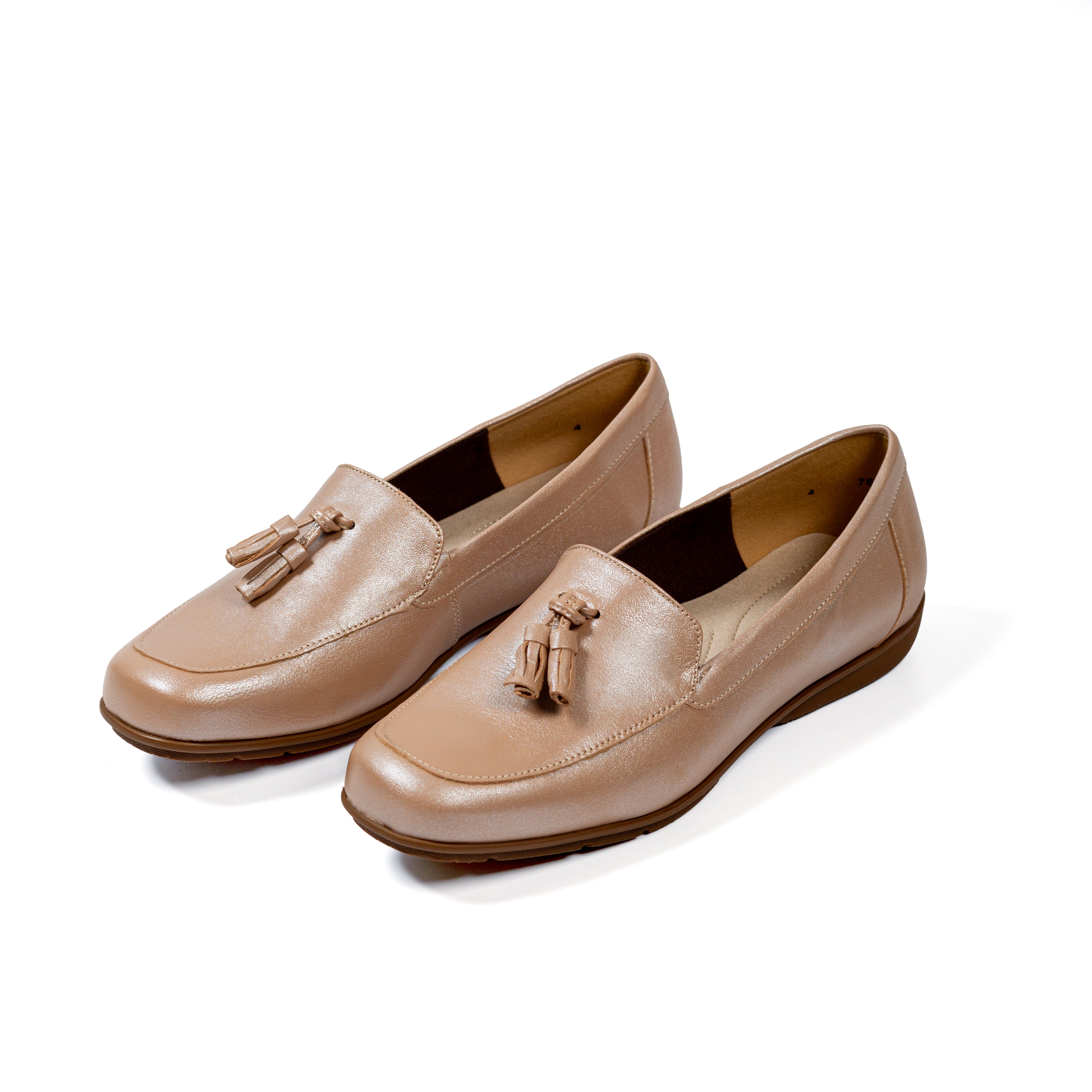 Mocasín de piel con borlas - seda rosa
