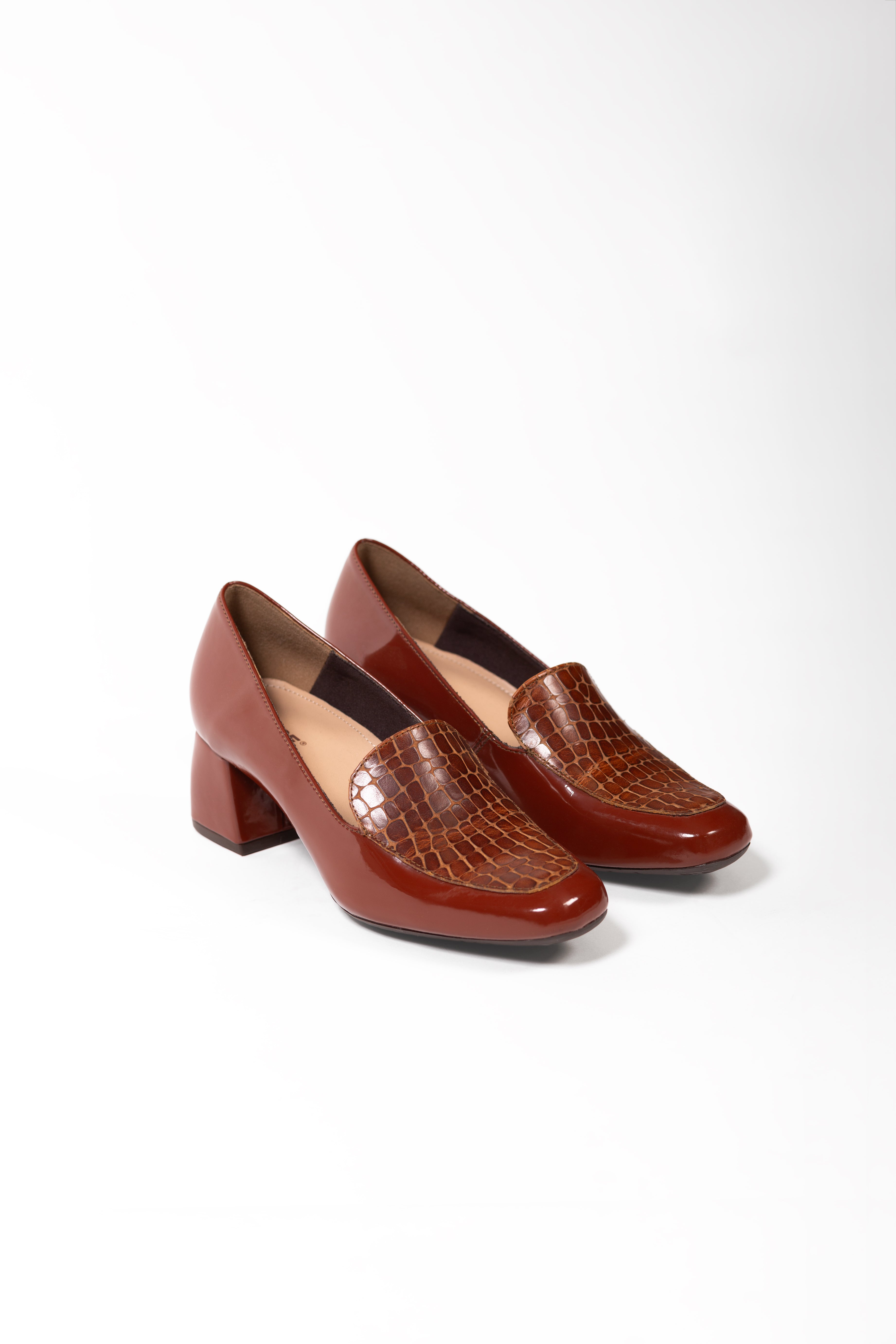 Zapatilla Mariana - café